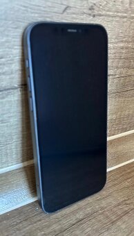 iPhone 12 černý 128 GB - 3