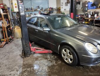 Mercedes W211 E200 CDI - díly - 3