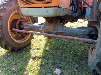 Traktor Zetor s těžkou přední nápravou - 3