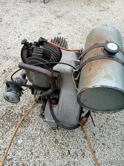 Motor benzin jednoválec 350ccm - 3