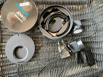 Chytré hodinky Samsung Galaxy Gear S3 Frontier - 3