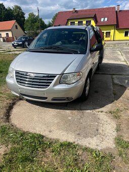 Chrysler Grand Voyager 2,5 CRD manuál - 3