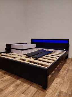 RGB led postel 180x200 cm - 3