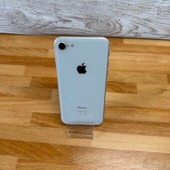 Iphone 8 64GB, bílý (12 měsíců záruka) - 3