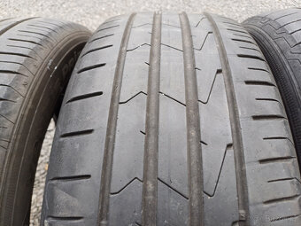 Letní pneu Hankook 215/55/17 94V - 3