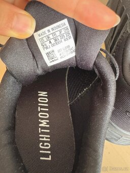 Adidas Lightmotion - vel. 36 2/3 (UK 4) - 3