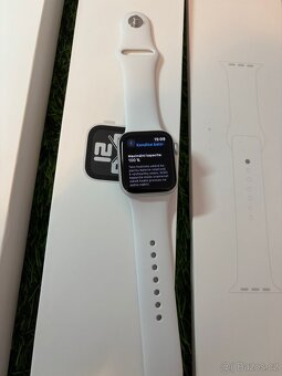 Apple watch SE 2 40mm - nové - 3