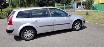 Prodám Renault Megane 1.4i 16V 72Kw r.v.2007 nová STK - 3