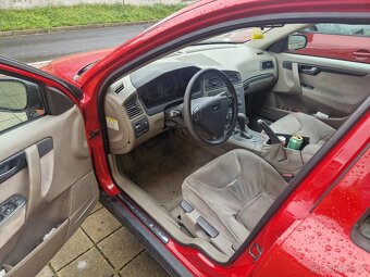 Prodám Volvo s60 2.4t 147kw awd - 3