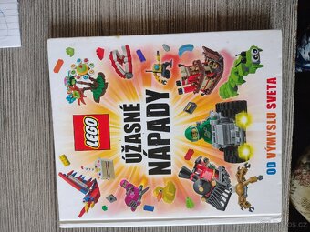Lego figurky a lego kniha - 3