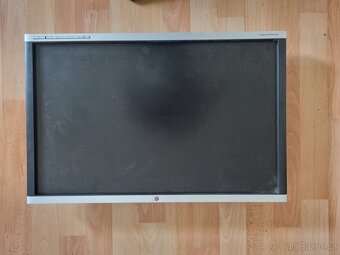 LCD monitor HP Compaq LA2405x - 3