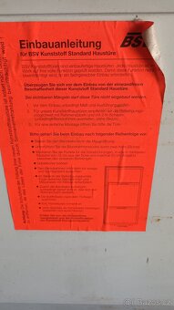 Plastove vstupni dvere vc.ramu NOVE - 3