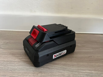 Redukce/adaptér AKU Parkside X20Vteam na Black+Decker 18V - 3