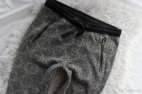 skinny se vzorem - 3