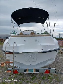 Motorový kajutový člun O 560 SD - 3