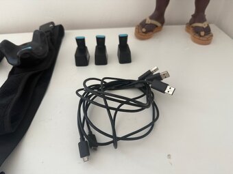 3x HTC Vive tracker strap + 3x HTC Tracker 2.0 - 3