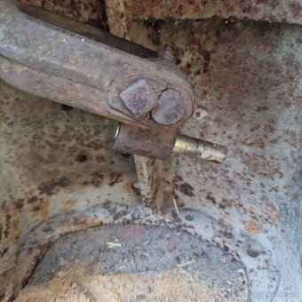 Hydrauliku Zetor 25 - 3