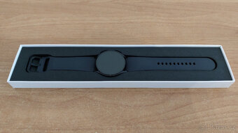 Samsung Galaxy Watch 6 40mm - grafitové - 3