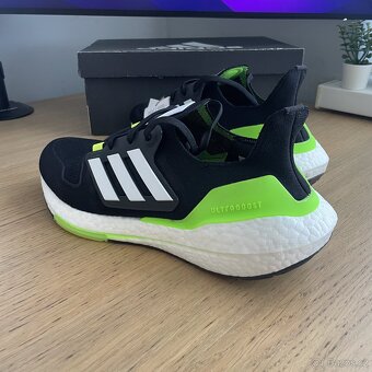 Adidas Ultraboost 22 velikost 44 - 3