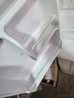 MINI LEDNICE S MRAZÁKEM ZÁRUKA - 3