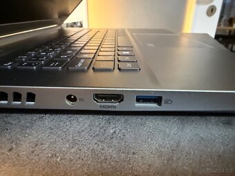 Acer Predator Triton 300 SE - 3