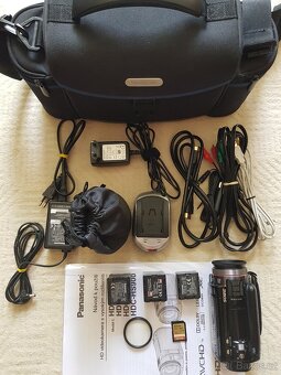 KAMERA PANASONIC HDC-HS 900 - 3