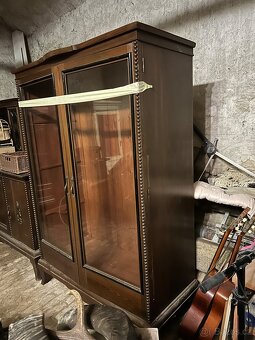 Starožitná skříň, vitrína, skleník - 3