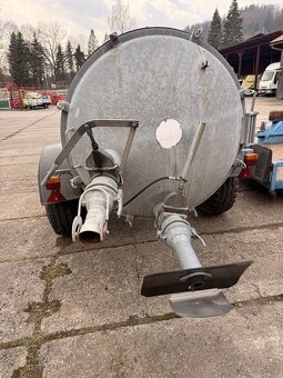 Fekální vůz 4 m3 - 3