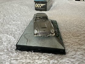Aston Martin DB5 James Bond 007 - 3