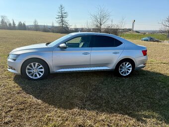 Superb 3, najeto 156 000 km DPH, top stav TDI. - 3