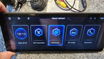 Multifunkční displej pro Apple CarPlay/AndroidAuto - 3