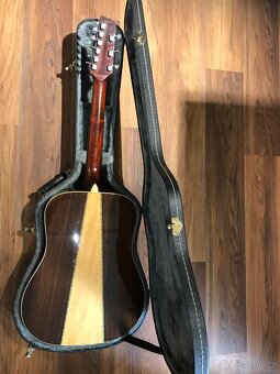 Devítistrunná kytara T F Morris - 3