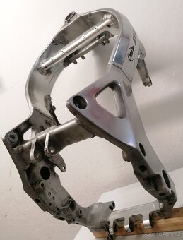Honda cbr 900 rr fireblade. - 3