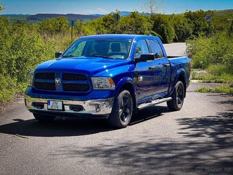 DODGE RAM 5.7 HEMI 4X4 - 3
