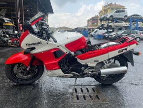 Kawasaki GPX 750 R 1988 - 3