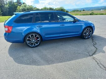 Škoda Octavia Combi RS 2.0 TDI 135 kW 19" XTREME - 3
