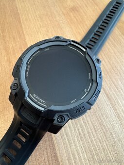 Garmin Instinct 3 – AMOLED 45 mm (černá) - 3