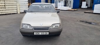 Opel omega A 2.0i - 3