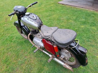 Jawa 250/353 Kývačka - 3