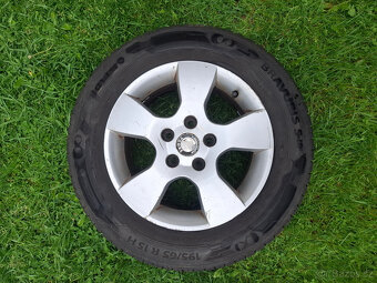 Pneu Barum 195/65 R15 – 2x Bravuris 5, 2x Polaris 6 + Al dis - 3