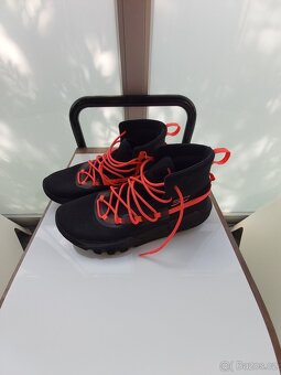 Boty UNDER ARMOUR-SC 3Zero II Nové tenisky - 3