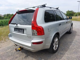 Volvo XC 90 2,4 D5 120kW 4x4 GEARTRONIC 7-MÍST - 3