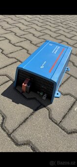 Měnič Victron Energy 12V/1200VA VE.Direct - 3