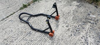 Stojan na motorku - 3