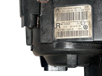 Pravý halogen světlo 7E1941016D VW T5 FL r.v. 2010 - 3