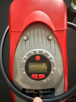 Black+Decker Kompresor ASI300, 11 Bar na 12 V i 220 V - 3