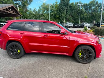Jeep Grand Cherokee Trackhawk – 6.2 V8  HEMI, 707 koní, 4x4 - 3