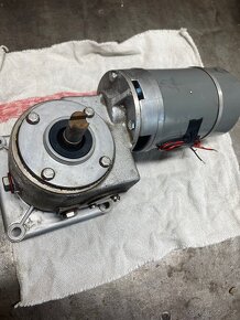 elektromotor + převodovka na gril 3 kusy skladem - 3
