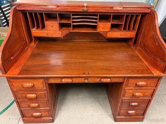 Masivní psací stůl - 3