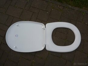 WC sedátko 44,5 x 36,5 cm - nové - 3